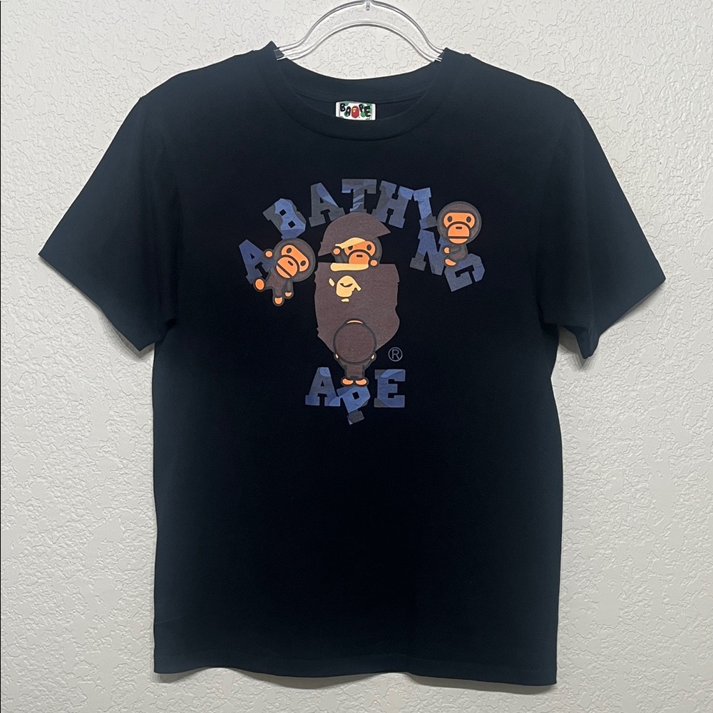 A Bathing Ape Mens Small Used Black Graphic Tee - Smoke free home